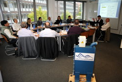 Dr. Klaus Nickel bei der Präsentation